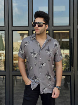 GRITSTONES - Men Dark Grey Half Sleeve Floral Shirt