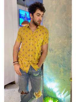 GRITSTONES - Men Mustard Printed Rayon Shirt