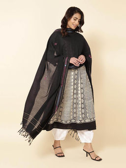 Fabindia - Black Cotton Hand Embroidery Dupatta