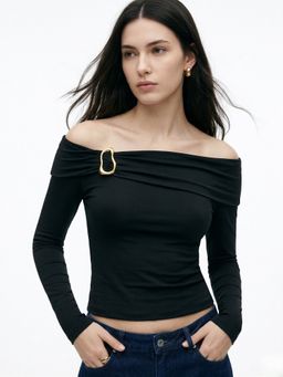 Outzidr - Black Off-Shoulder With Metal Buckle Trim Detail Top