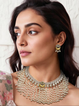 TAD Accessories - Silver Faux Pearls Necklace