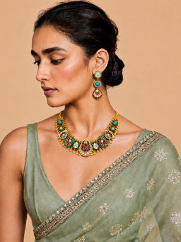 TAD Accessories - Gold Finish Necklace In Imitation Polkis