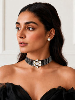 TAD Accessories - Multicolor Two Tone Finish Choker In Imitation Polkis And Crystal Studed Cord