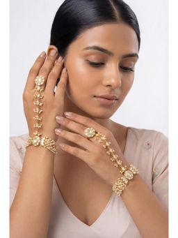 Zevar By Geeta - White Shazia Lotus Kundan Pair Of Hand Harness