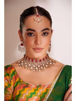 Zevar By Geeta - Zubaida Red Polki Necklace with Pair Of Earrings and Maang Tikka