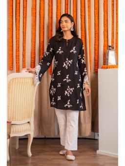HOUSE OF KARI - Saba Chikankari Kurta In Black Muslin with Zari Work