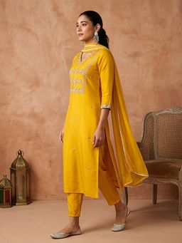 Jaipur Kurti - Women Yellow Embroidered Straight Kurta with Pant and Dupatta