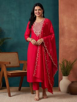 Jaipur Kurti - Women Red Embroidered Straight Kurta with Pant and Dupatta