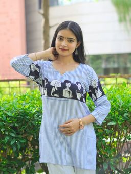 ESTELA - Women Blue Rayon Abstract Kurta