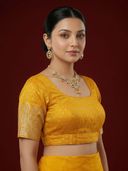 Yellow color option, Currently selected