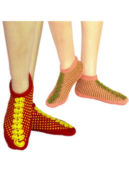 Bharatasya - Handknitted Woolen Socks For Women And Girls(Pack of 2) Red An Orange