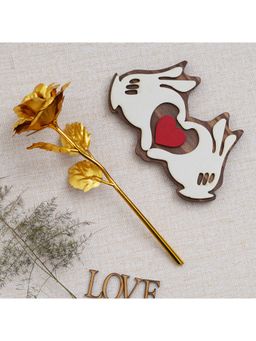 eCraftIndia - Valentine Combo of Golden Rose Gift Set, Hands Showcasing Red Heart Gift Set