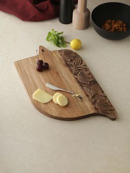 Revive Home - Flower Border Cheese and Vegetable Chopping Board