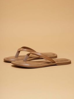 ERIDANI - Women Liv Beige Textured Toe Post Flats