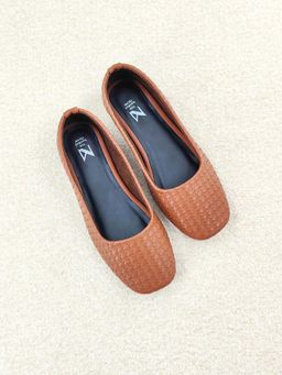The Madras Trunk - Women Tan Textured Mary Janes Ballerinas