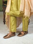Bronze color option