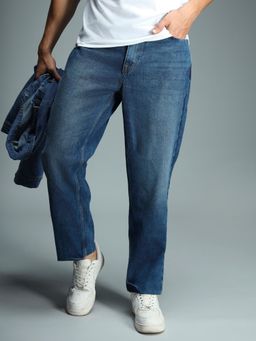 High Star - Men Straight Fit Mid-Rise Clean Look Light Fade Cotton Jeans