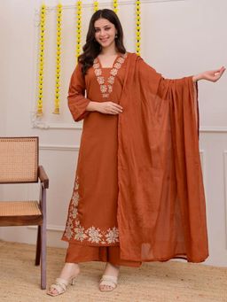 Gahan - Womens Viscose Rayon Straight Solid Kurta with Pant & Dupatta - Rust