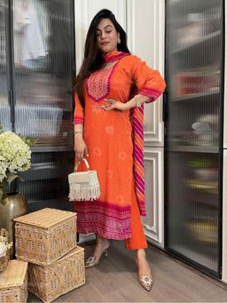 Gahan - Womens Viscose Rayon Straight Printed Kurta with Pant & Dupatta - Orange
