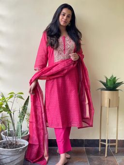 Gahan - Womens Viscose Rayon Straight Embroidered Kurta with Pant & Dupatta - Pink