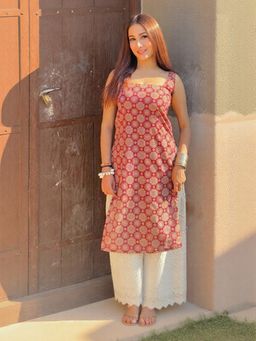 Gahan - Womens Viscose Rayon Straight Printed Kurta - Red