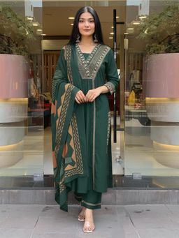 Gahan - Womens Viscose Rayon Straight Embroidered Kurta with Pant & Dupatta - Green