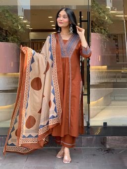 Gahan - Womens Viscose Rayon Straight Embroidered Kurta with Pant & Dupatta - Rust