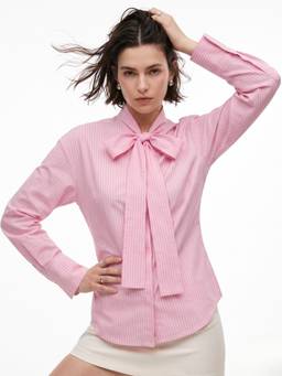 Outzidr - Pink Bow Detailed Striped Blouse