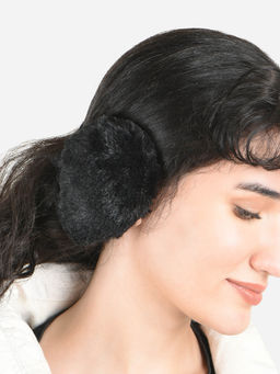 ToniQ - Alluring Black Special Winter Seasonal Wear Fur Ear Muffer For Women