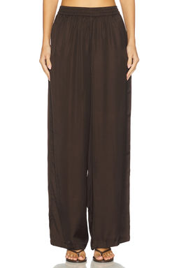 vitamin A - Kami Pant