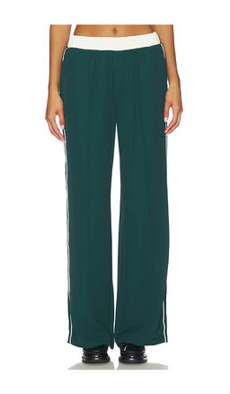 MADISON THE LABEL - Deyna Pant