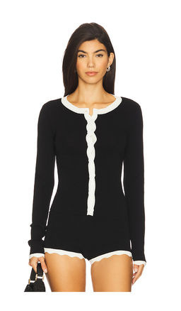 SEVEN WONDERS - Milenia Sleeved Top