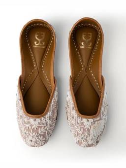 Fizzy Goblet - Pink On the Same Beige Mojaris