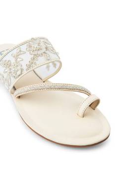 Fizzy Goblet - Ivory French Vanilla Kolha One Toe Flats
