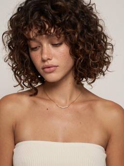 Palmonas - White Luminous Crystal Line Necklace