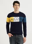 Navy Blue color option, Currently selected