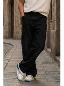 Black color option, Currently selected