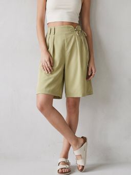 Outzidr - Green High Waist Pleated Shorts