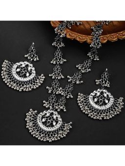 Karatcart - Oxidised Silver Black Kundan Studded Antique Rani Haar Necklace Set for Women (Set of 2)