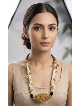 ZAZA BY SOMYA - The Sun Nest Golden Necklace