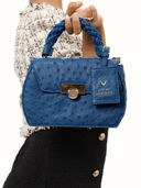 Blue color option, Currently selected