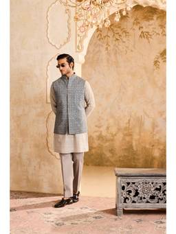 Nitika Gujral - Embroidered Ivory Applique Work Kurta With Churidar and Jacket