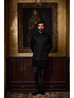 Nitika Gujral - Black Bundi Kurta with Pants and Jacket