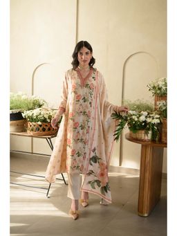 Mahee Jaipur - Noorjahan A-Line Wrinkled Mul Chanderi Kurta With Pant & Dupatta