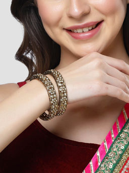 Karatcart - Kundan Studded Floral Design Antique Gold Plated Kadas for Women (Set of 2)