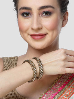 Karatcart - Kundan Studded Antique Gold Plated Rajwadi Kadas for Women (Set of 2)