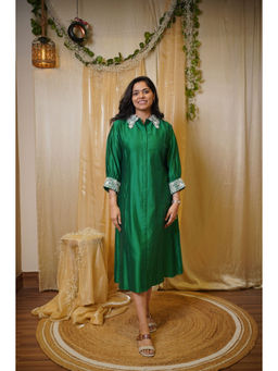 SHOWSHA - Emerald Bloom Green A Line Midi Dress