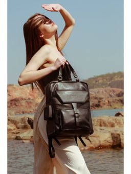 RASHKI - Cibo Unisex Vegan Leather Laptop Bagpack