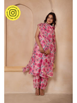 POMCHA - Pink Dhoop Chaav Leela Muslin Kurta with Pant and Dupatta (Set of 3)