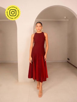 WHY SO BLUE - Womens Solid Maroon Dress
